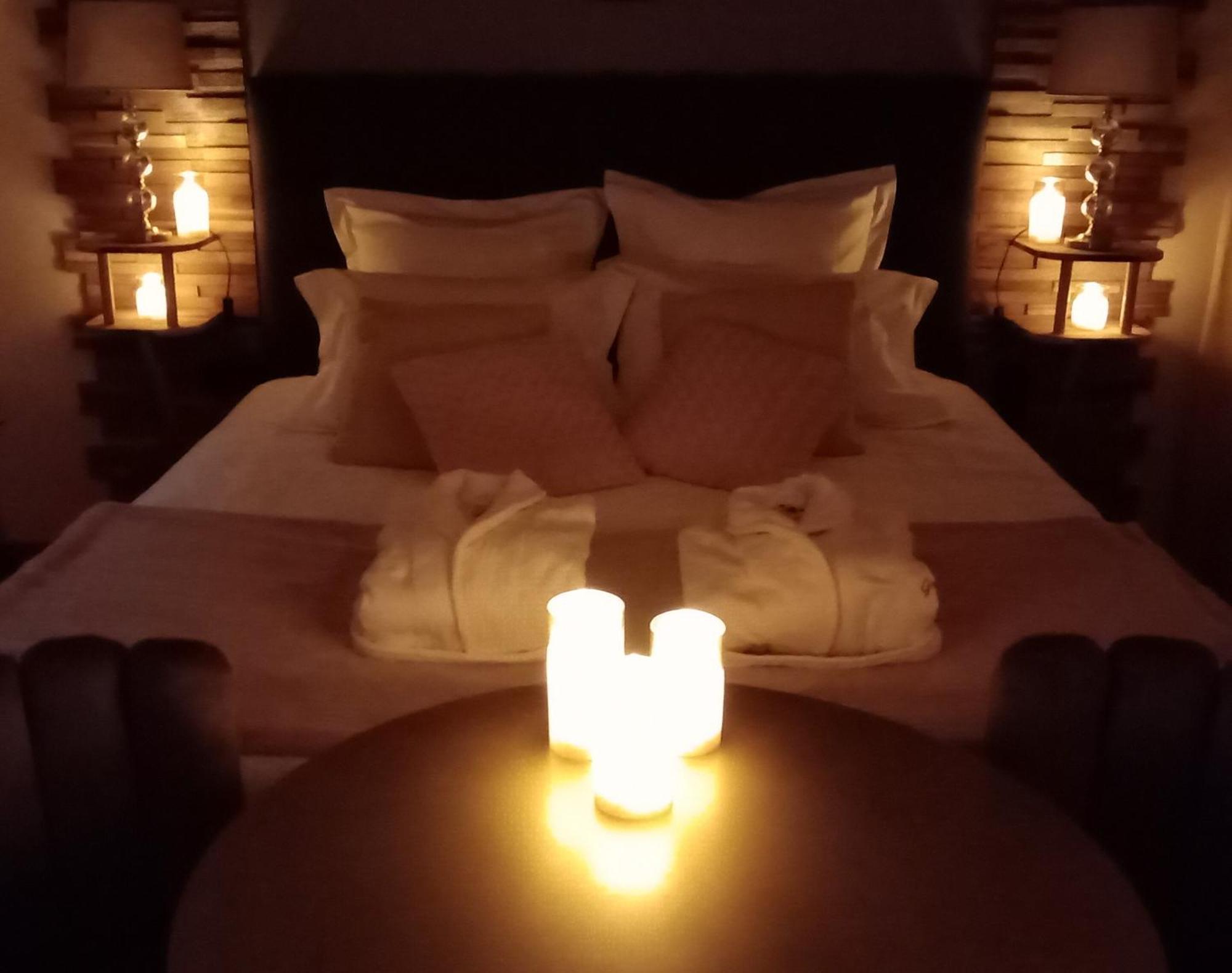 Manoir Du Grand Chene Hotel La Vraie-Croix Phòng bức ảnh