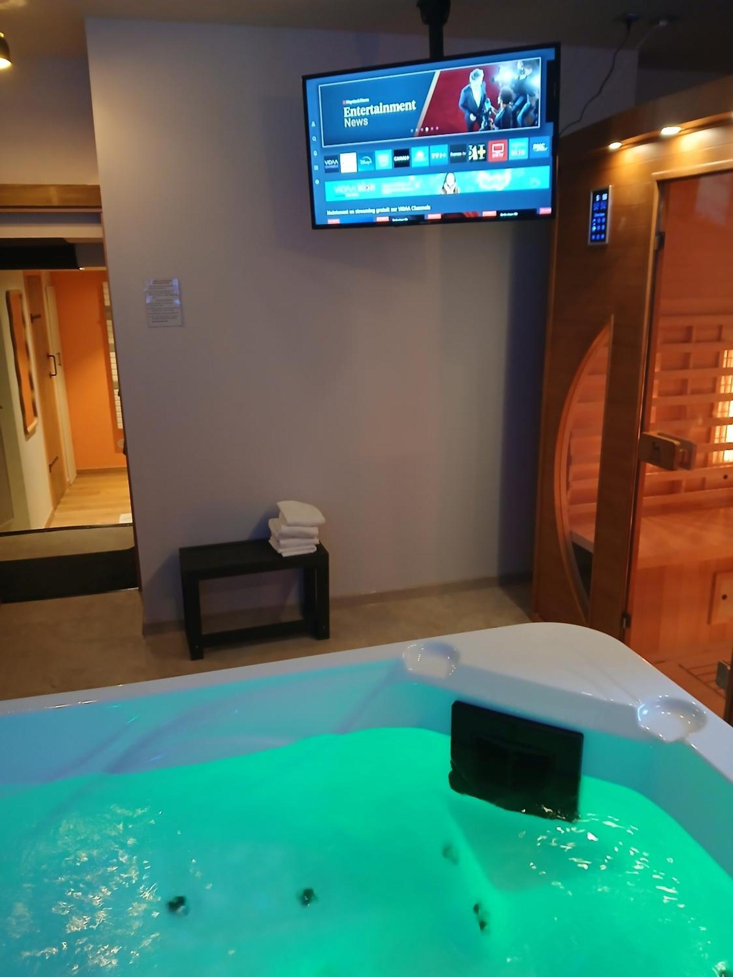 Manoir Du Grand Chene Hotel La Vraie-Croix Phòng bức ảnh